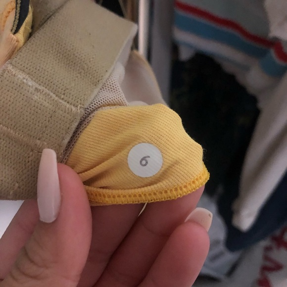 Lululemon Tank - Picture 4 of 4